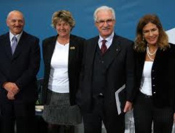Bonanni: «Il Governo dialoghi con le parti sociali e sostenga i lavoratori».