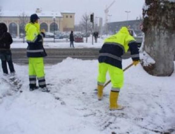 Estesa la Cassa integrazione per neve anche ai disoccupati e inoccupati.