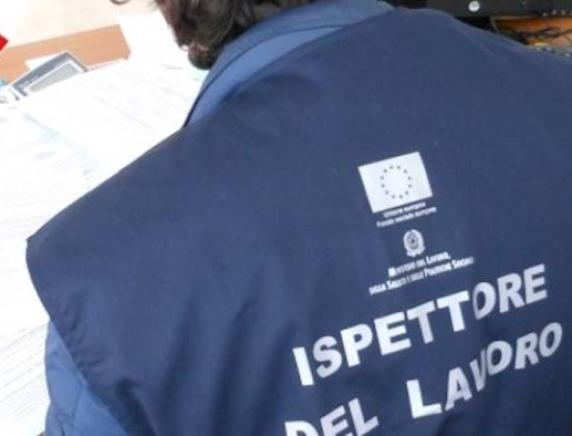 Sit in ad Ancona contro i tagli al fondo per politiche attive e Ispettorato del lavoro